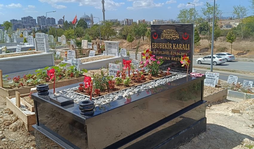 Tek Kişilik Mezar